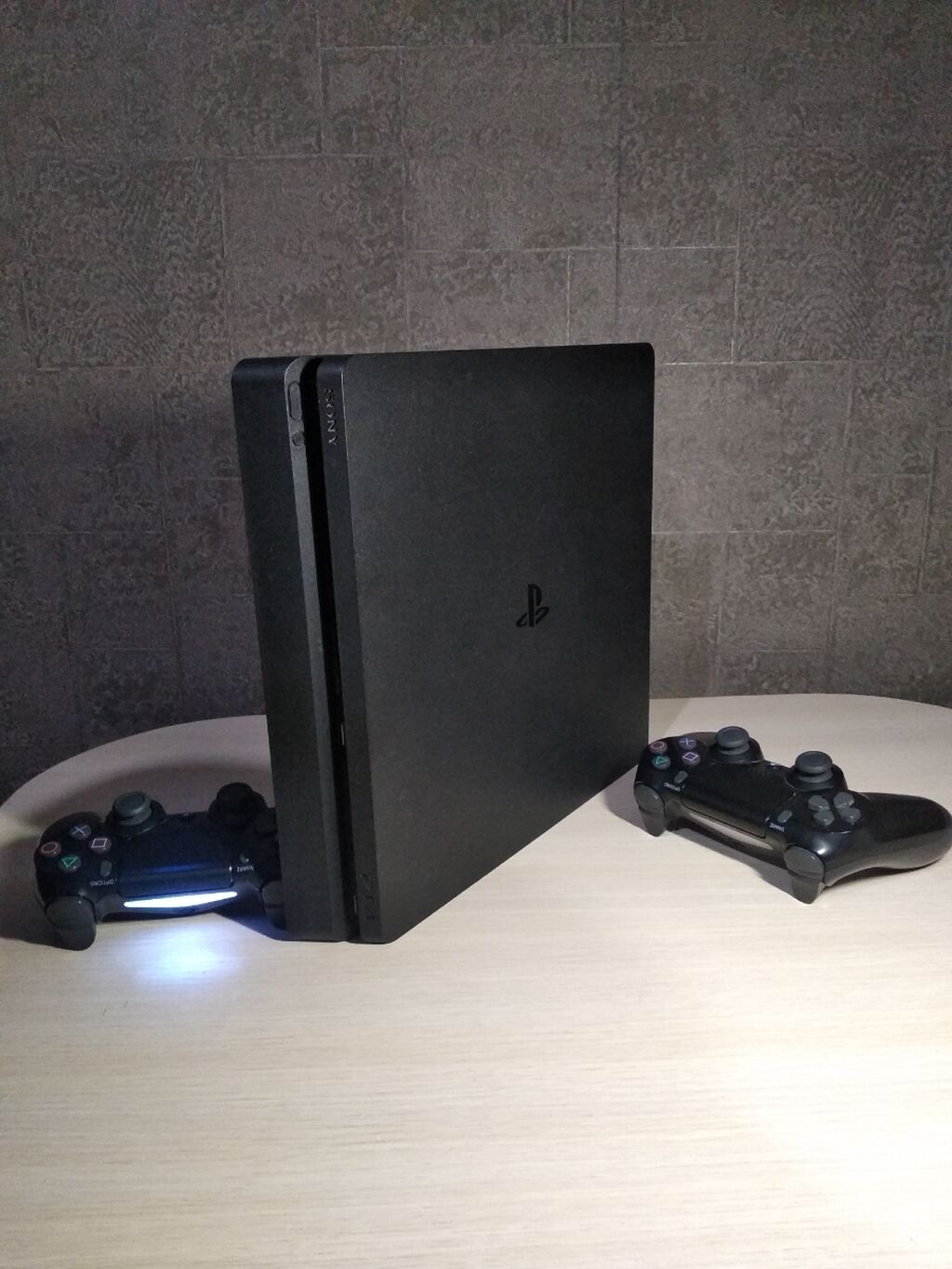 playstation 4 super slim