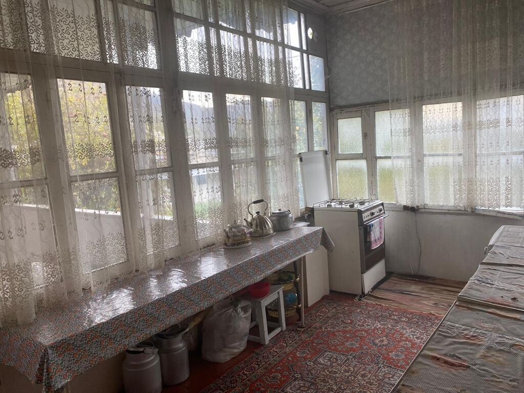 5 otaqlı, 100 kv. m, Kredit yoxdur, Orta təmir