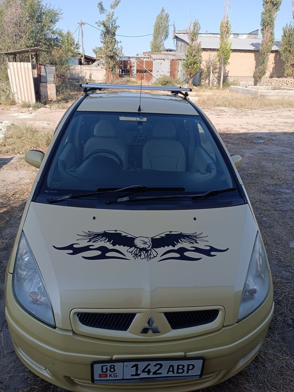 Mitsubishi Colt: 2004 г., Хэтчбэк: фото 1