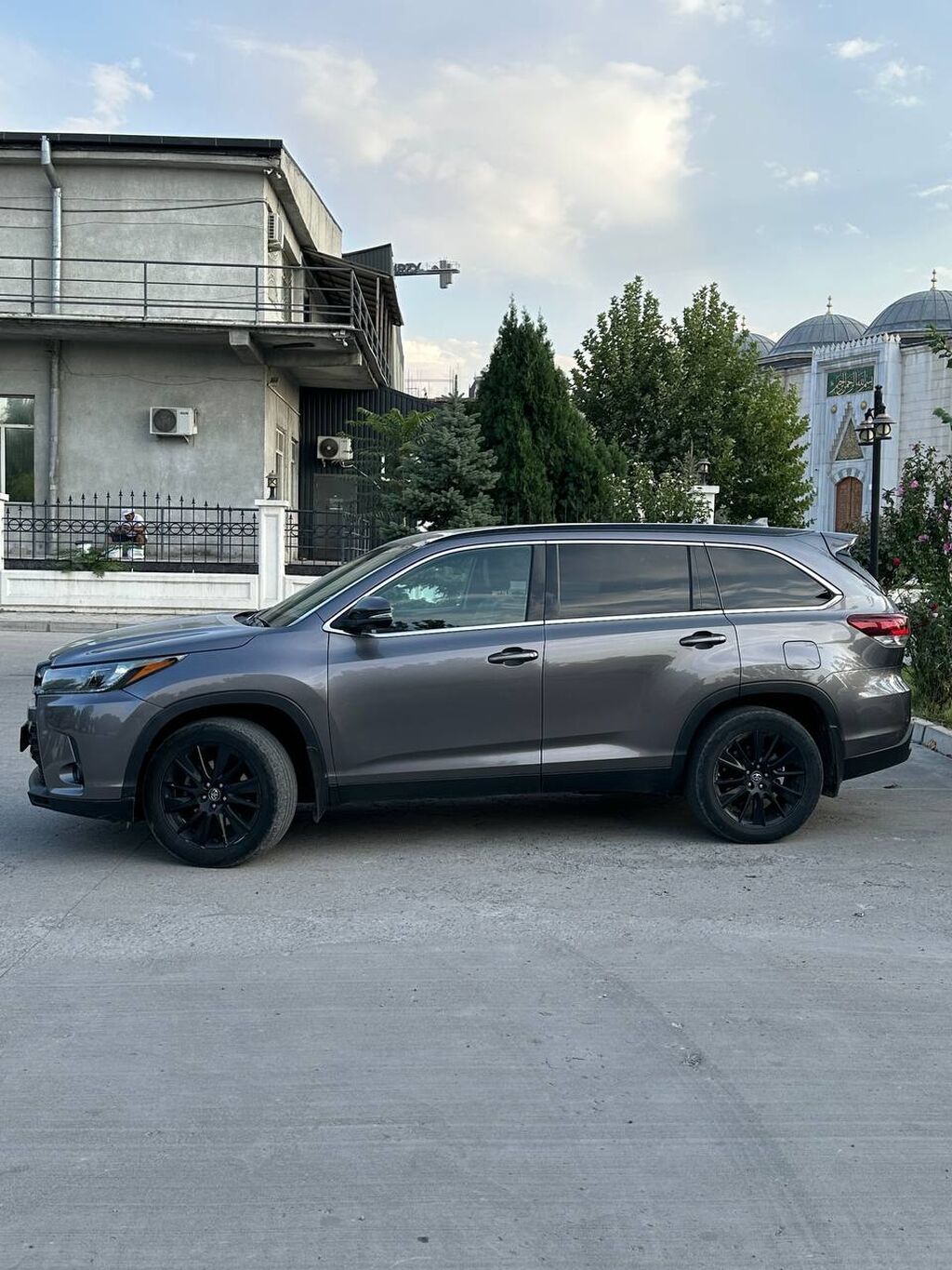 Toyota Highlander, 2019, 3.5 л, автомат, кроссовер: фото 2