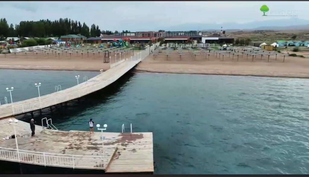 Новый коттеджный комплекс на берегу озера, кош-коль Aльфа вайт резорс: фото 2