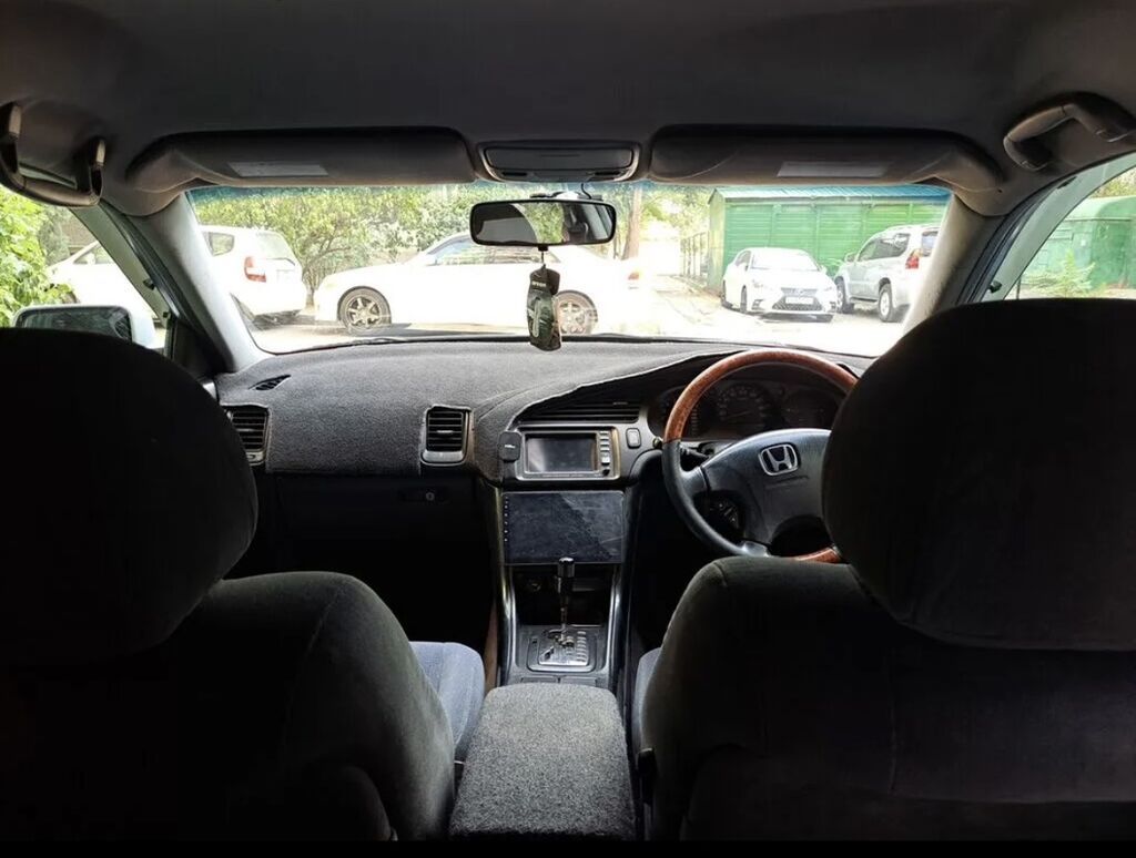 Honda Inspire: 2003 г., 2.5 л, Автомат, Бензин, Седан: фото 3