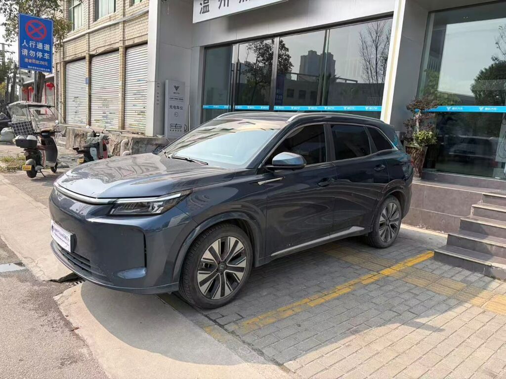 Dongfeng : 2025 г., Автомат, Гибрид: фото 5