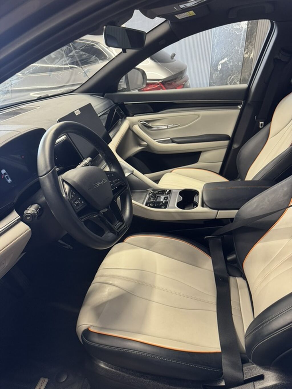 BYD Song Plus: 2024 г., Автомат, Электромобиль, Кроссовер: фото 5