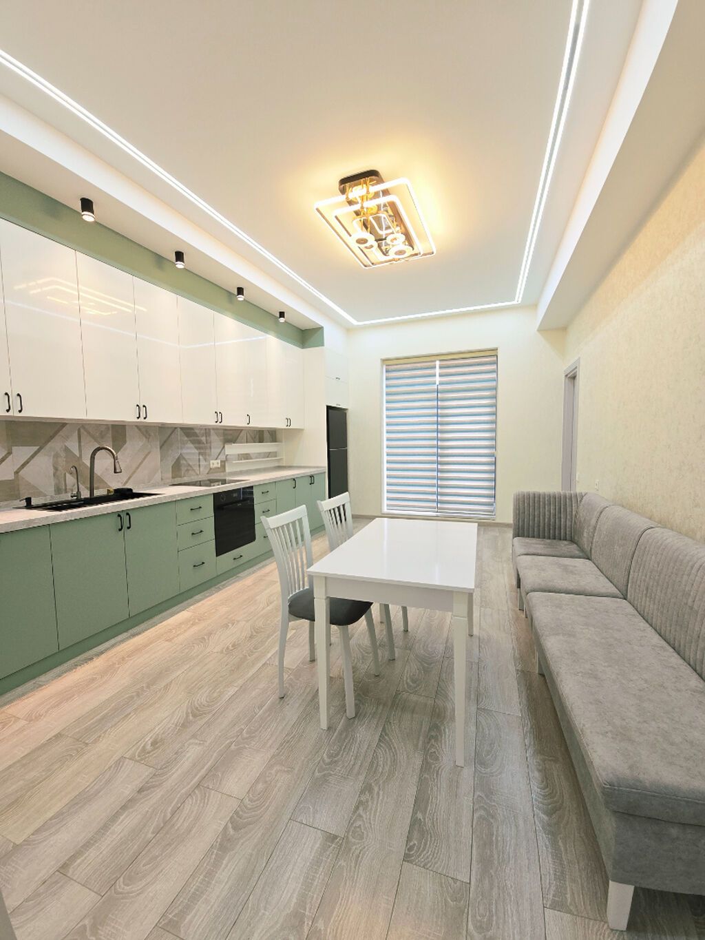 Ağ şəhər, 3 otaqlı, Yeni tikili, m. Xətai, 145 kv. m