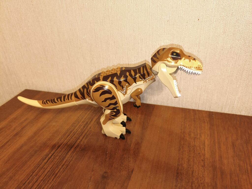 Фигурка динозавра T-Rex (совместима с конструктором LEGO) - Крупная: фото 2