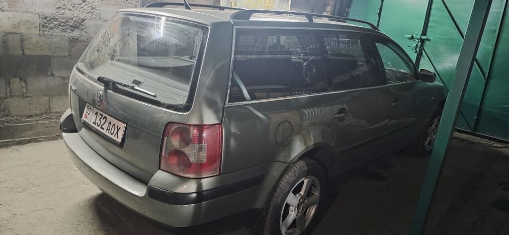 Volkswagen Passat Variant: 2003 г., 1.9 л, Механика, Дизель, Универсал: фото 8