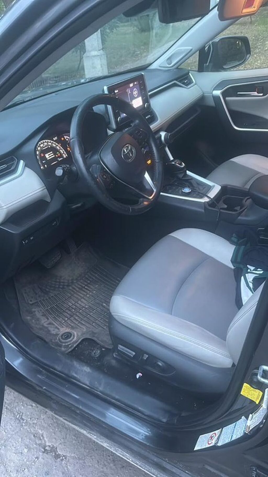 Toyota RAV4: 2019 г., 2.5 л, Автомат, Бензин, Кроссовер: фото 6