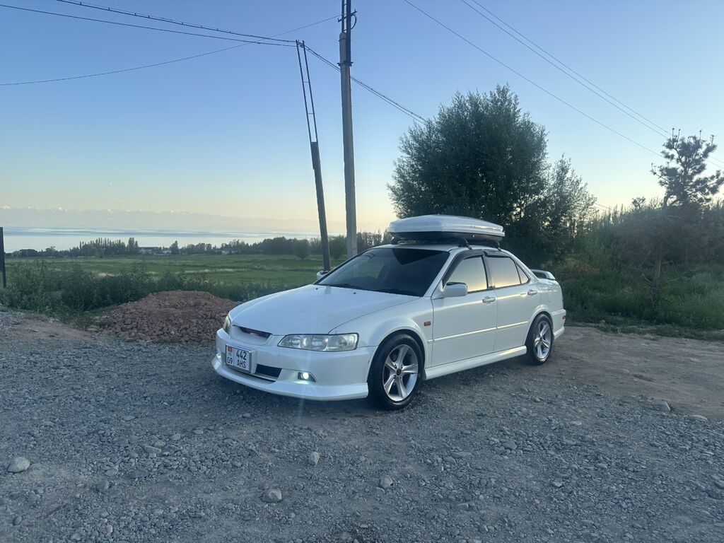 Honda Accord: 2002 г., 2 л, Автомат, Газ, Седан: фото 4