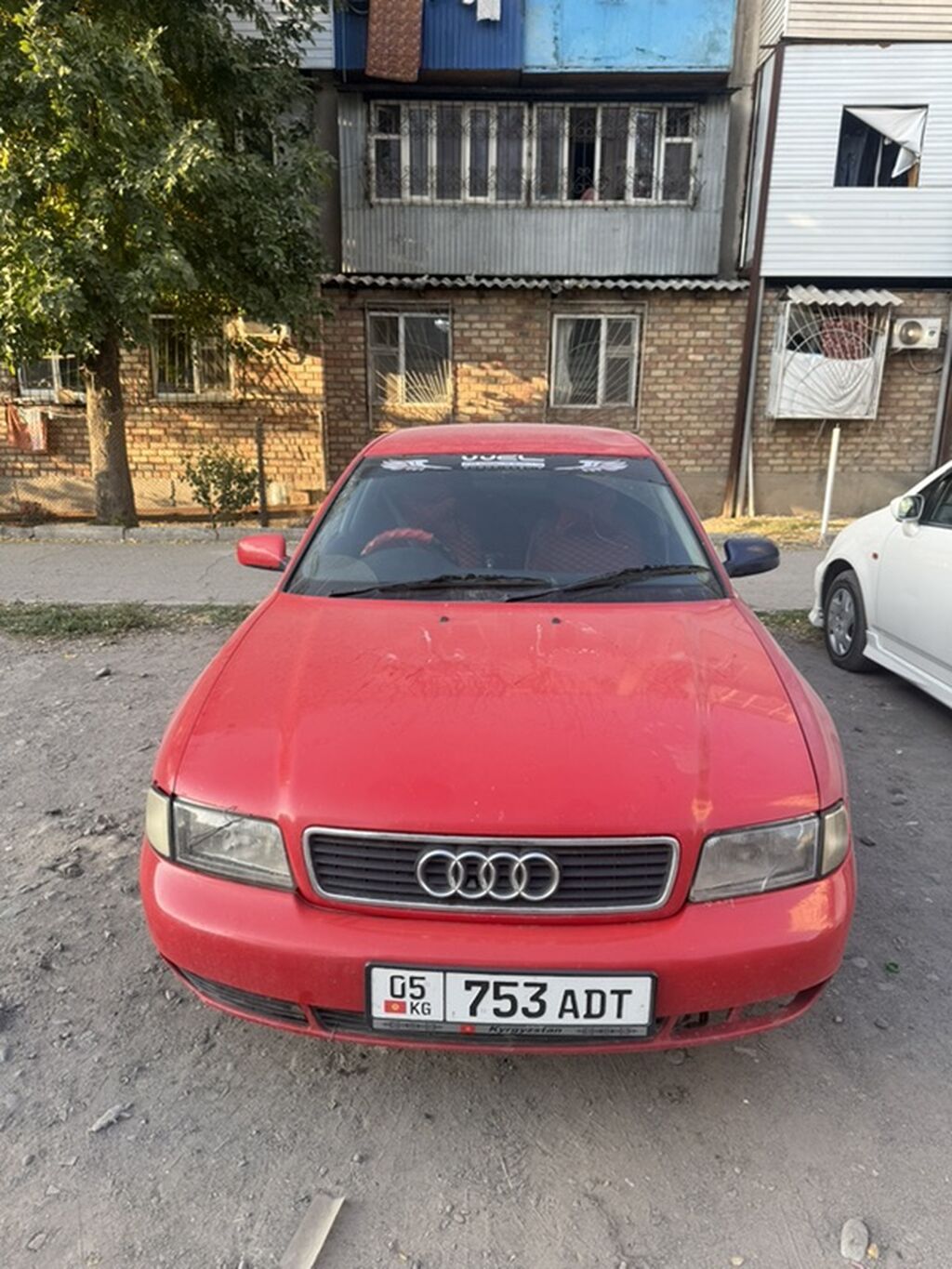 Audi A4: 1998 г., 1.8 л, Автомат, Бензин, Седан: фото 1