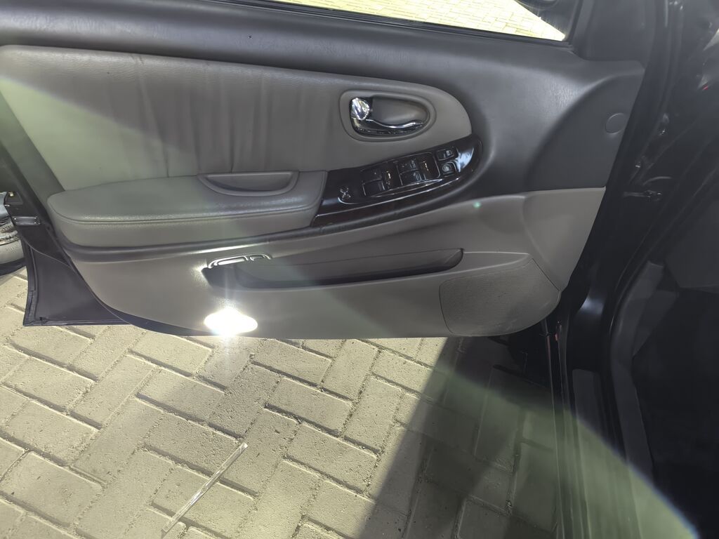 Nissan Primera: 2000 г., 2 л, Седан: фото 8