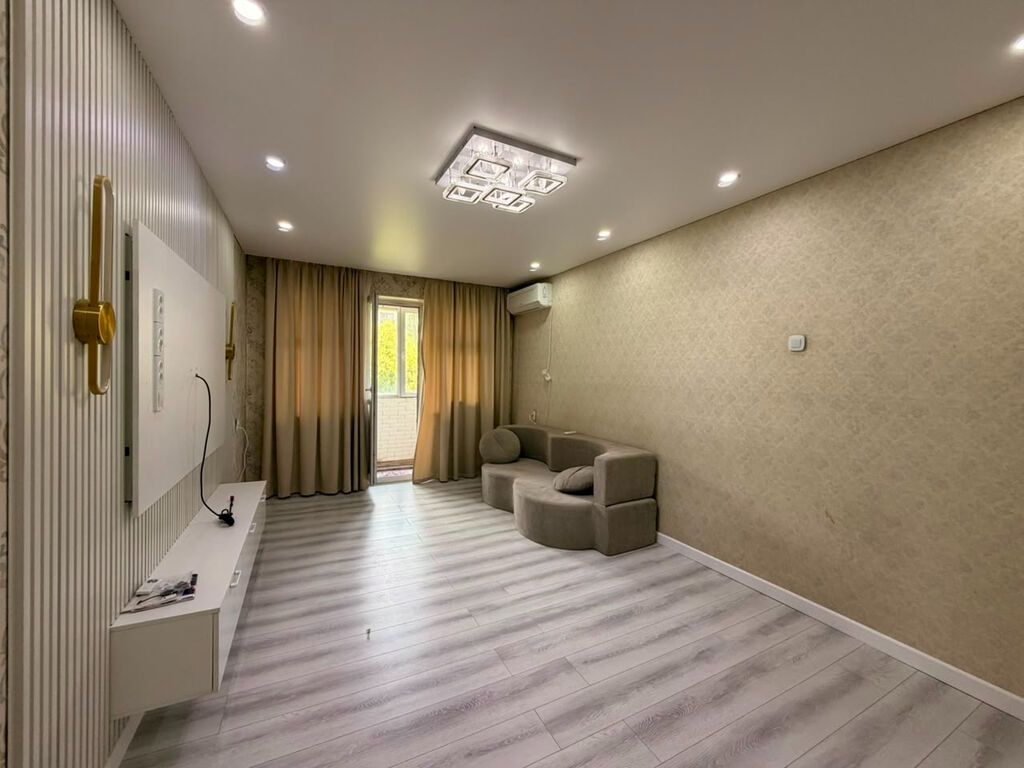 2 комнаты, 44 м², Кок-Жар мкр 3 этаж, Евроремонт: фото 2
