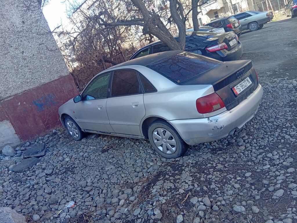 Audi A4: 1999 г., Седан: фото 2