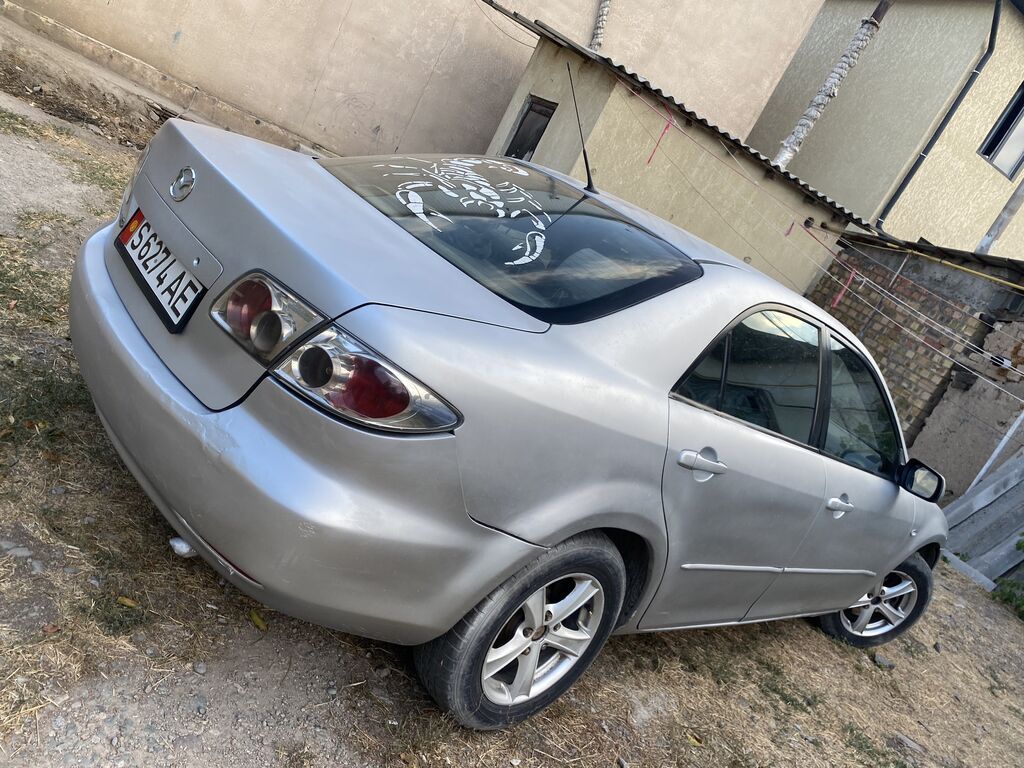 Mazda 6: 2003 г., 2 л, Механика, Бензин, Седан: фото 3