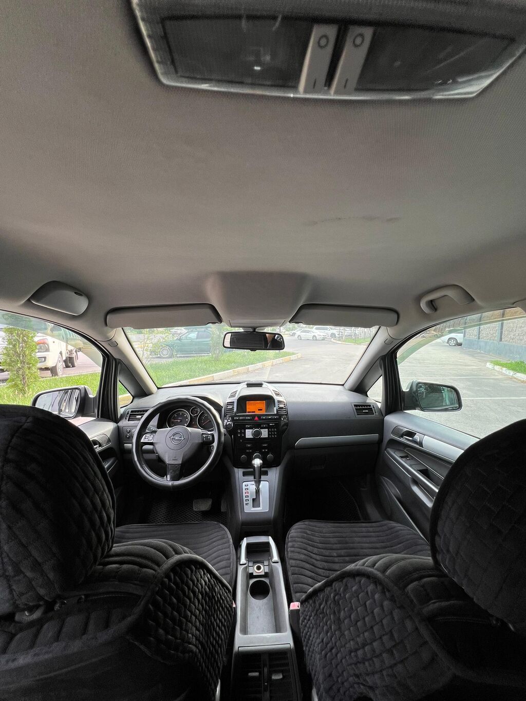 Opel Zafira: 2009 г., 1.9 л, Автомат, Дизель, Минивэн: фото 3