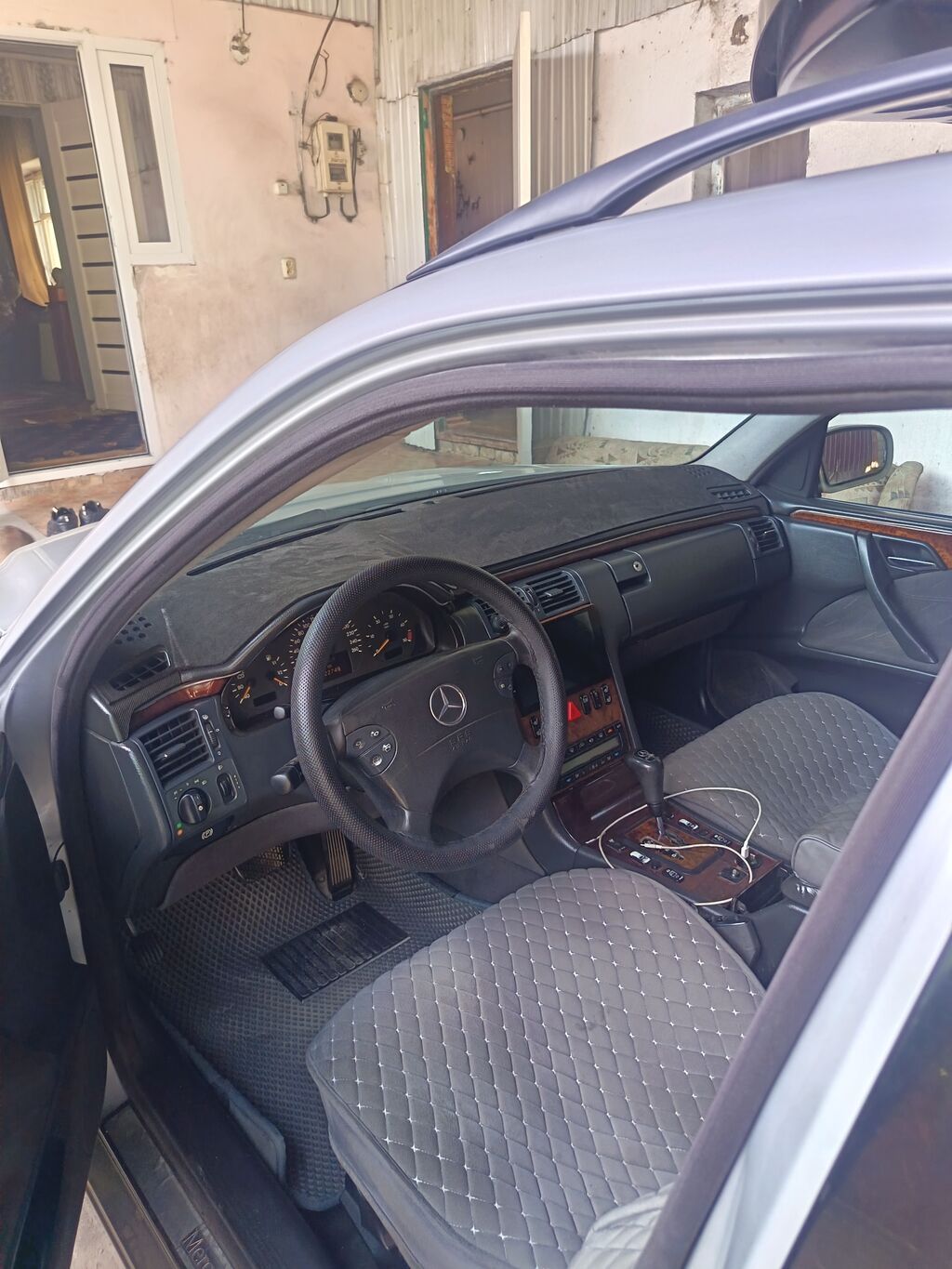 Mercedes-Benz E-Class: 2001 г., Универсал: фото 7