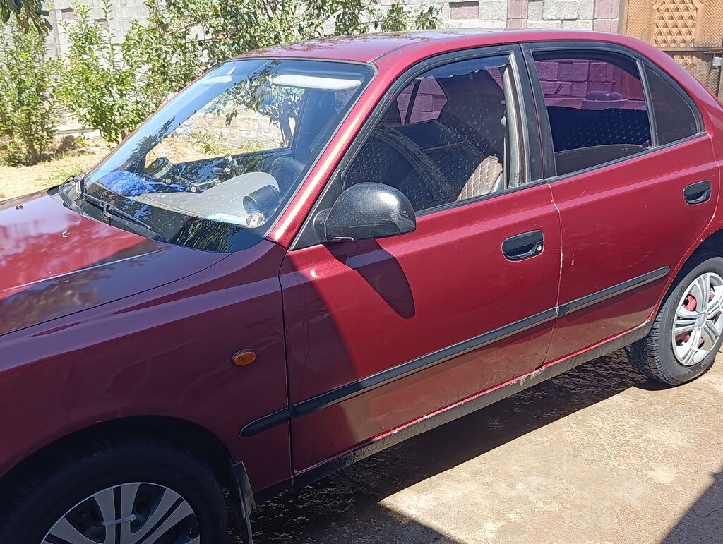 Microcar : 2006 г., 1.5 л, Механика, Бензин, Седан: фото 4