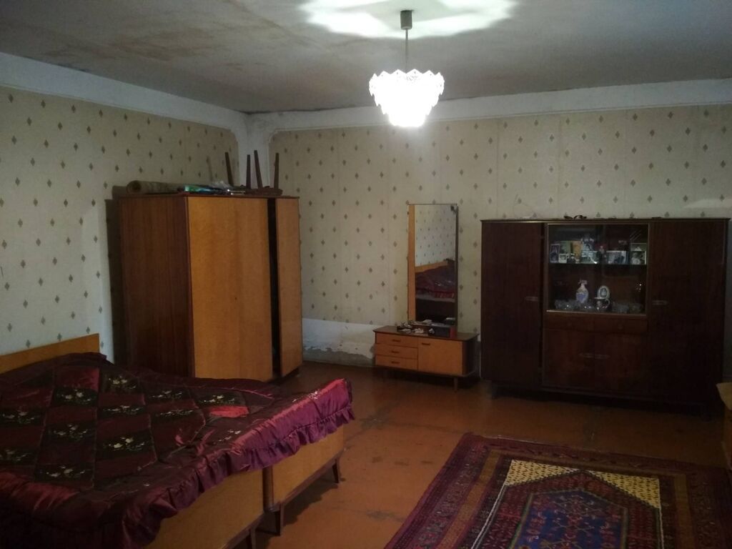 3 otaqlı, 135 kv. m, Orta təmir