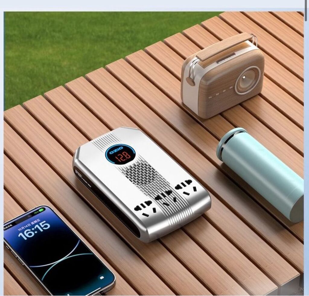 Инвертор автомобильный 12В → 220В OZIO K20-S 300W (4USB + 2Type-C) — фото 2