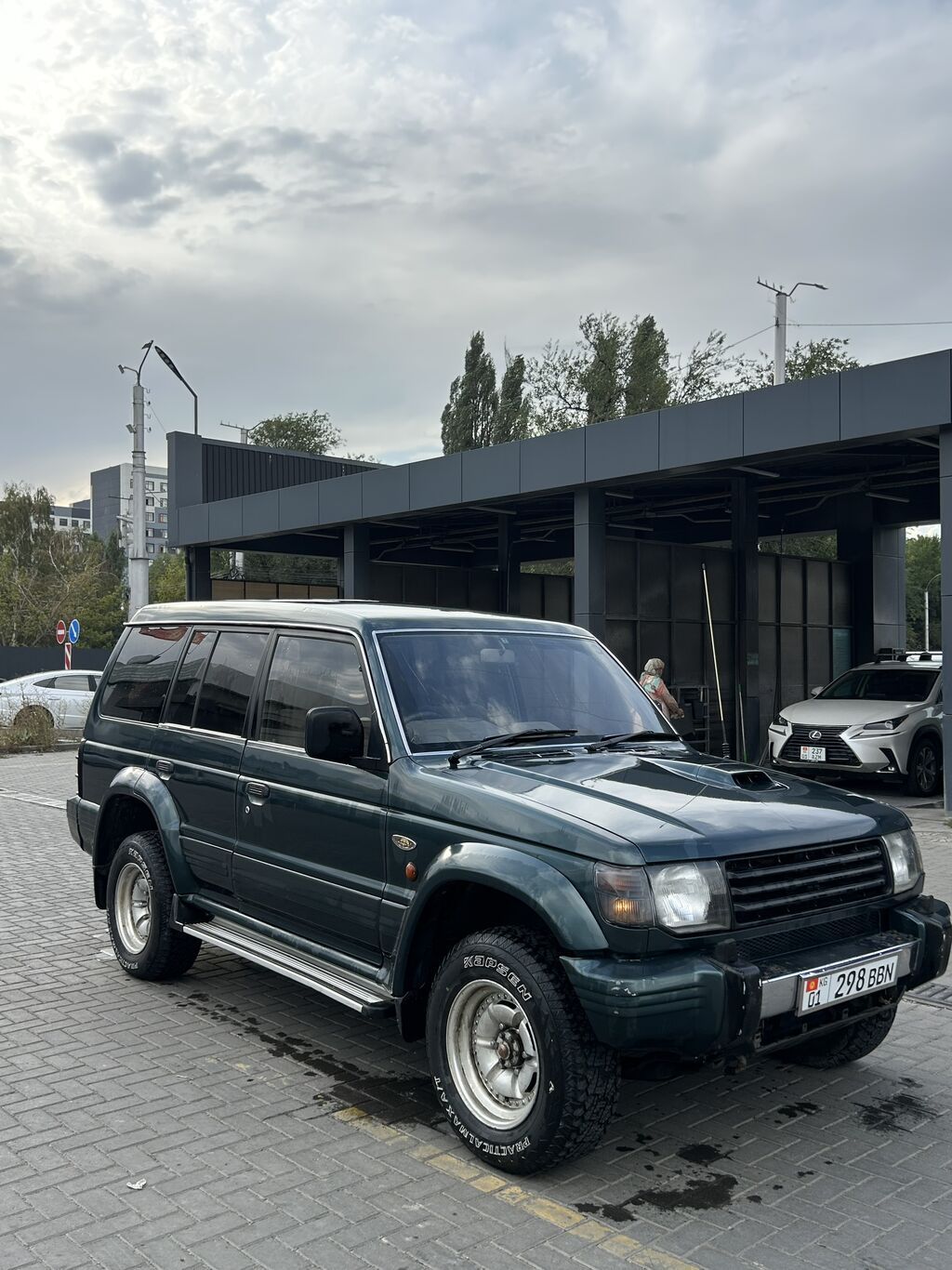 Mitsubishi Pajero: 1993 г., 2.8 л, Автомат, Дизель, Внедорожник: фото 3