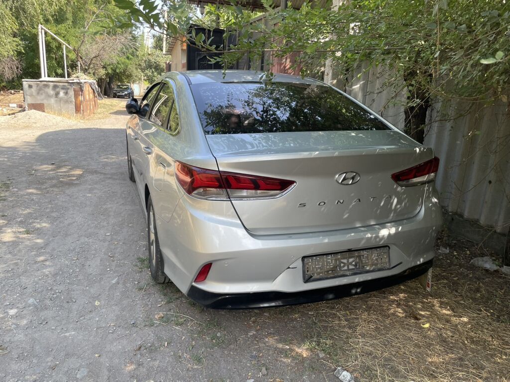 Hyundai Sonata: 2018 г., 2 л, Автомат, Бензин, Седан: фото 4