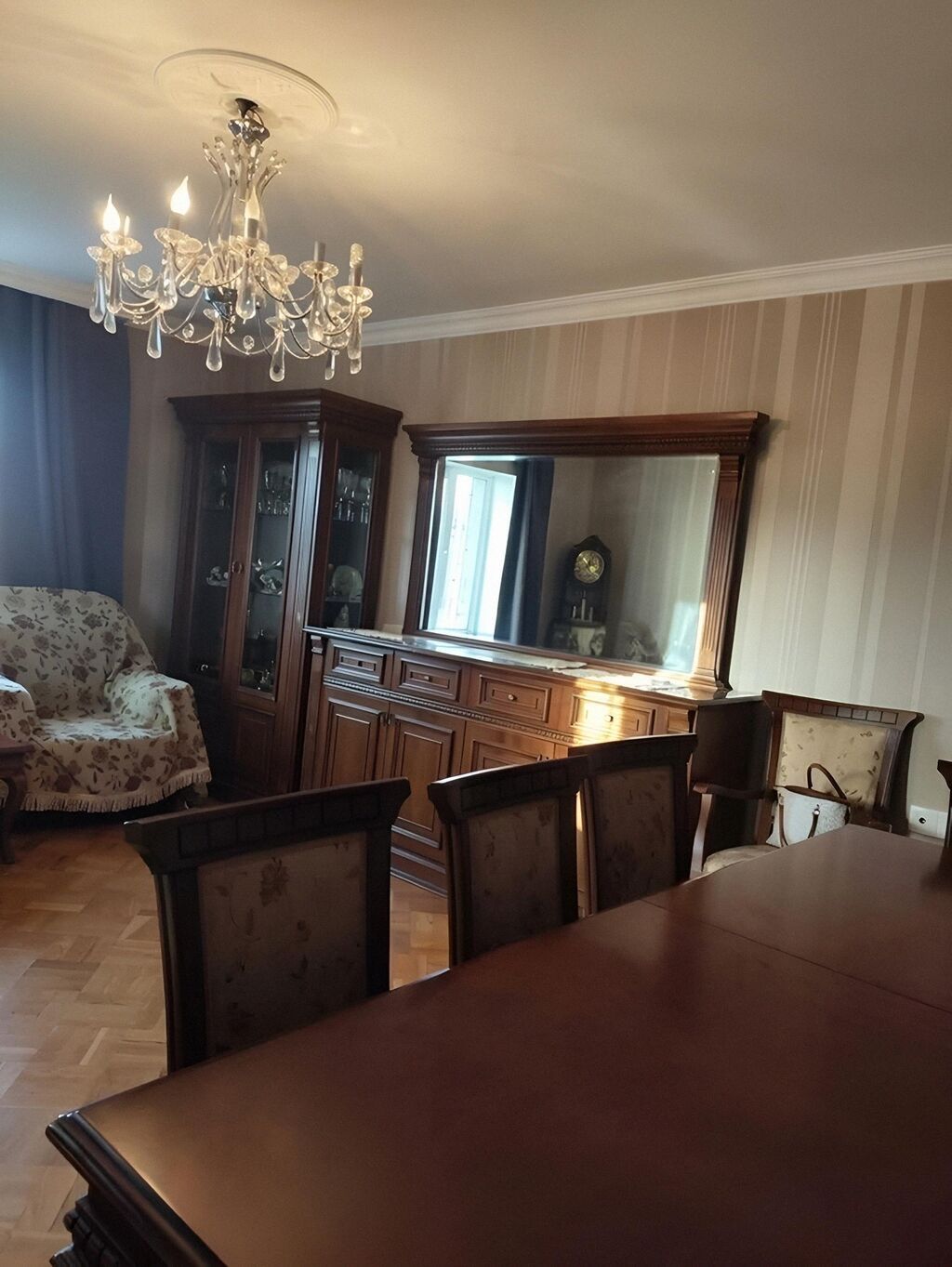 🏡 Salam, Mənzil Yasamalda Şərifzadə küçəsində İnşaatçılar metrosu və 3