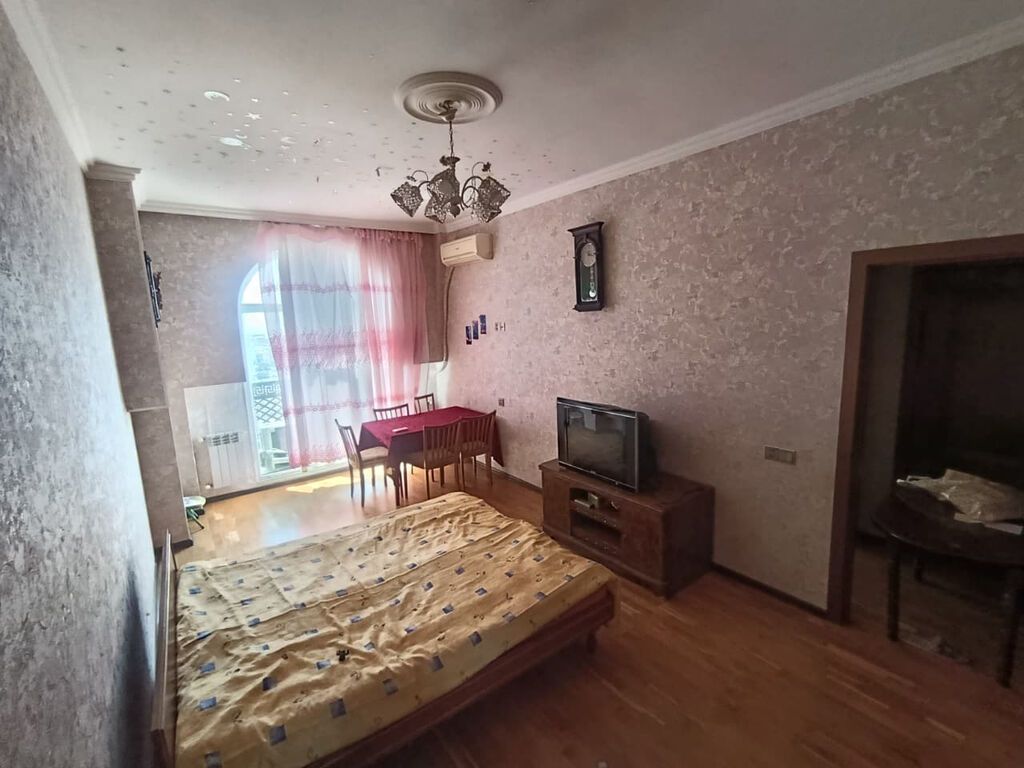 Yeni Günəşli Massiv D, 1 otaqlı, Yeni tikili, 45 kv. m
