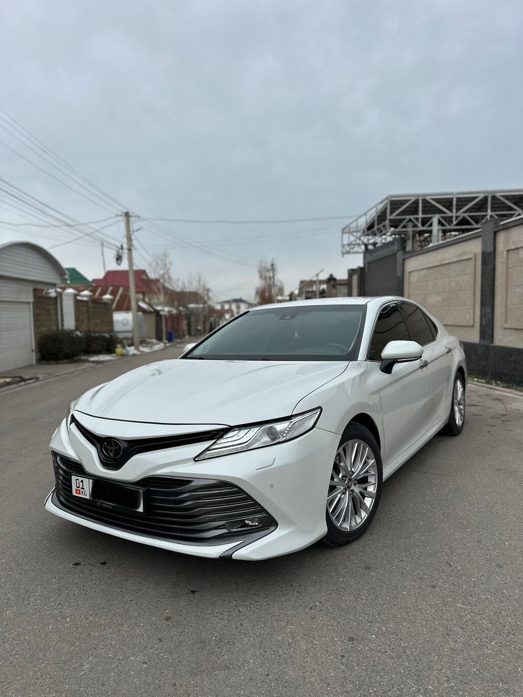 Toyota Camry: 2019 г., 3.5 л, Автомат, Бензин, Седан: фото 3