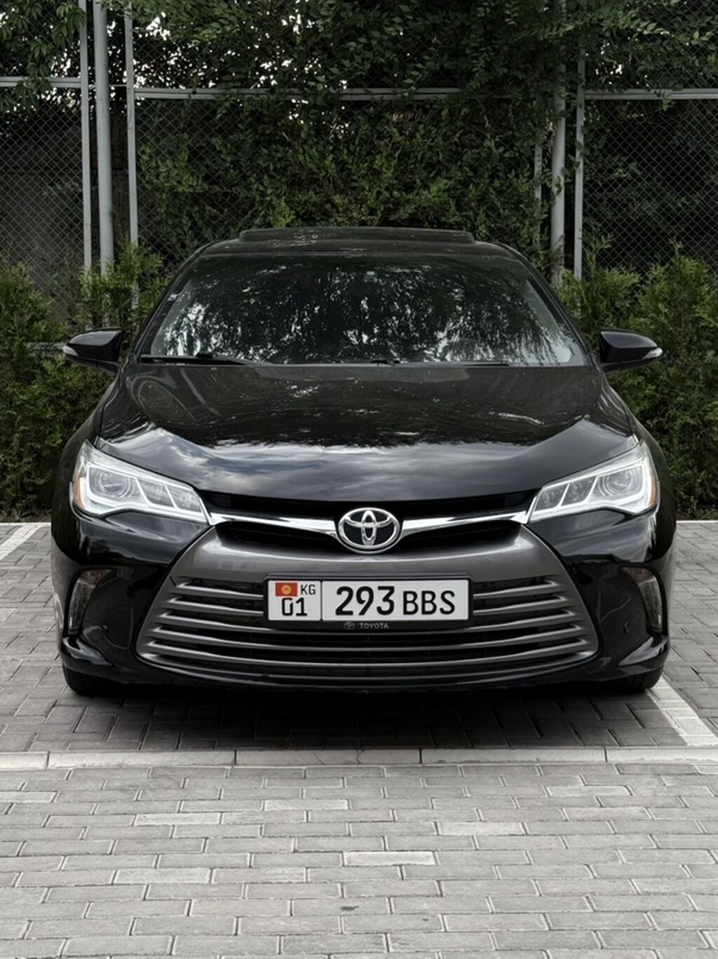 Toyota Camry: 2017 г., Бензин, Седан: фото 1