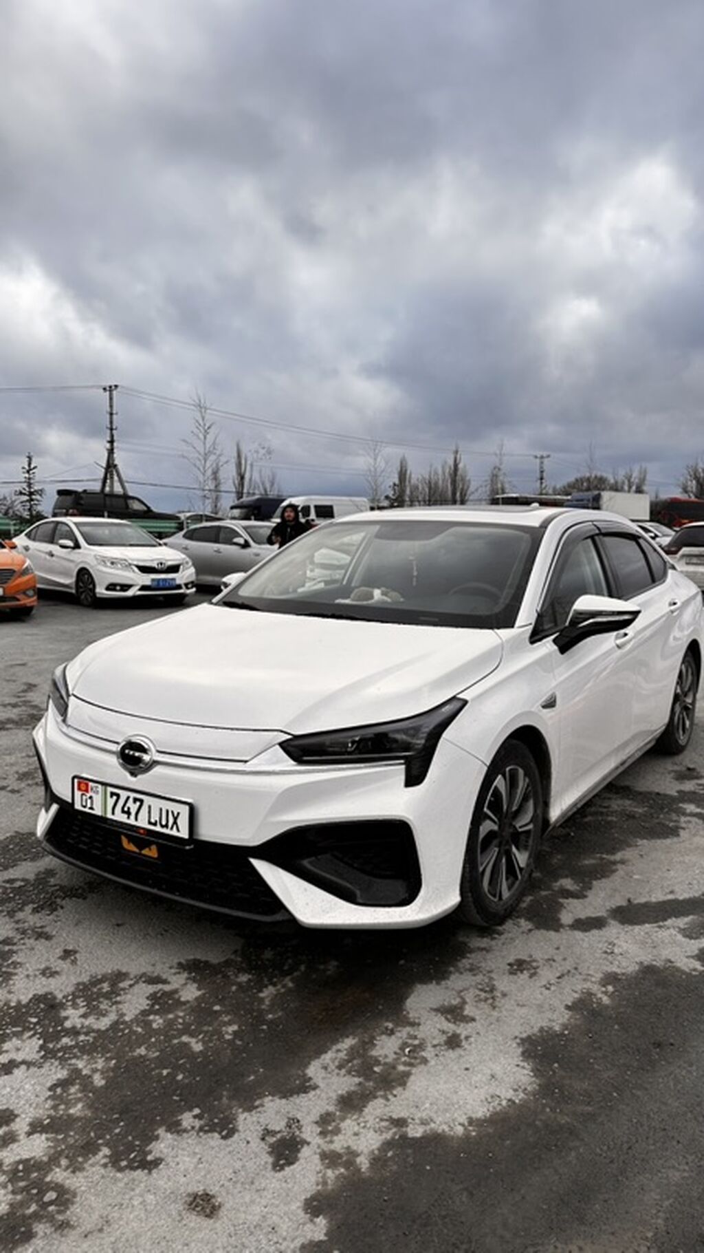 GAC Aion S Plus, белый седан 2021/7 месяца. Машина идеальном: фото 3