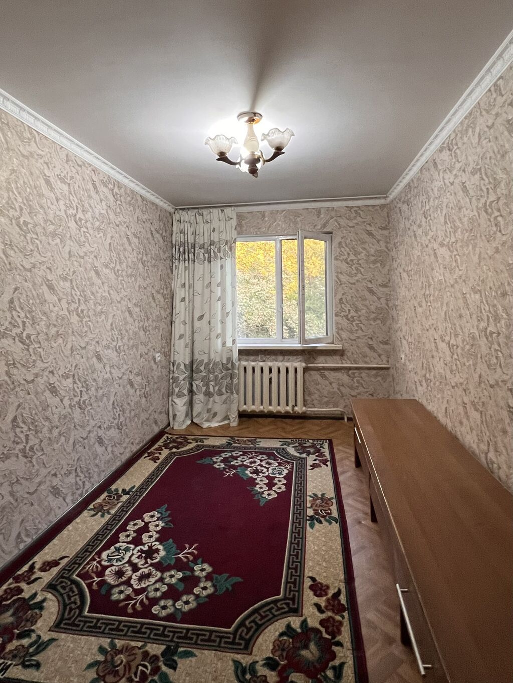 Сдаю 1 комнату с подселением, хороший район. Уютная изолированная: фото 1