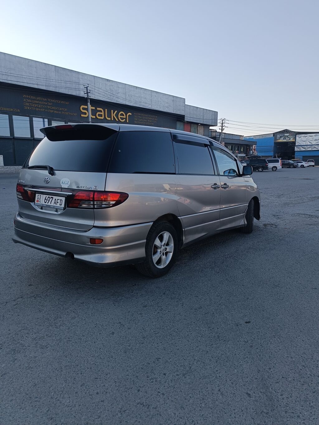 Toyota Estima: 2003 г., 2.4 л, Автомат, Бензин, Минивэн: фото 4