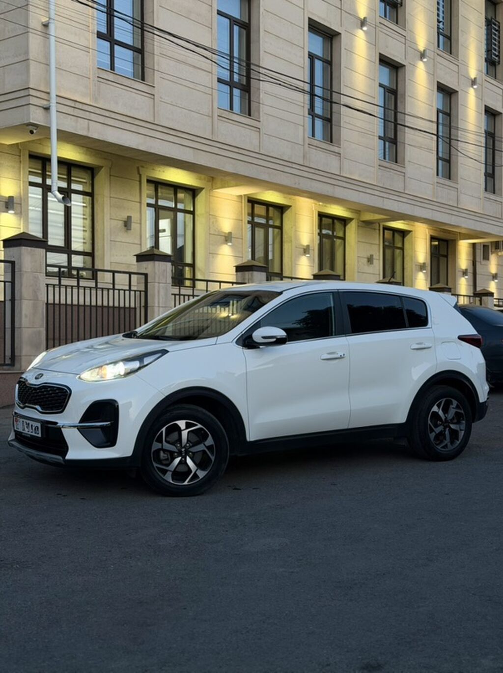 Kia Sportage: 2020 г., 1.6 л, Автомат, Дизель, Кроссовер: фото 2