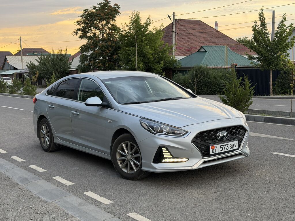 Hyundai Sonata: 2020 г., 2 л, Автомат, Газ, Седан — фото 3