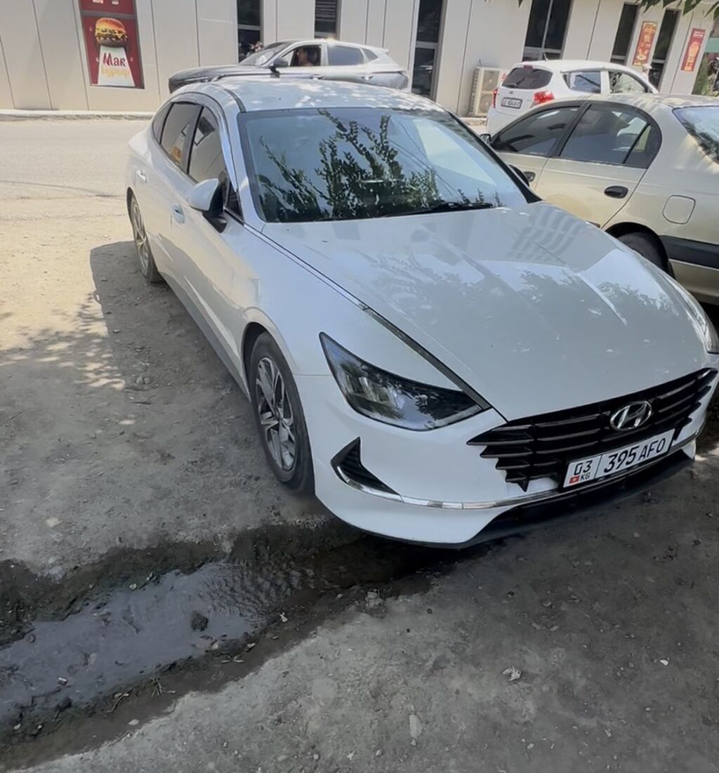 Hyundai Sonata: 2021 г., 2 л, Автомат, Газ, Седан: фото 2
