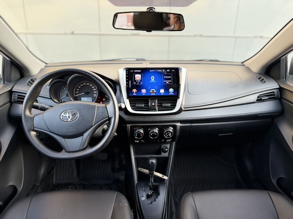 Toyota Yaris: 2020 г., 1.5 л, Автомат, Бензин, Седан: фото 7