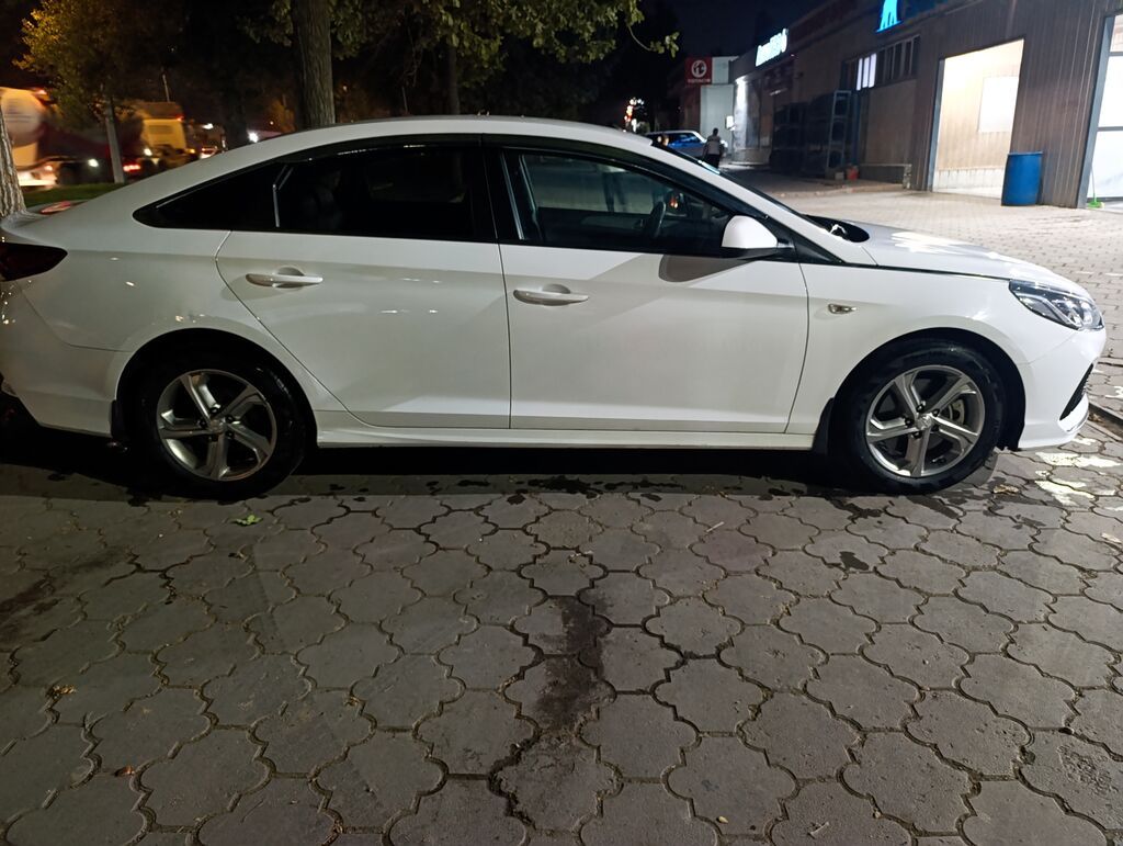 Hyundai Sonata: 2023 г., 2 л, Автомат, Газ, Седан: фото 4