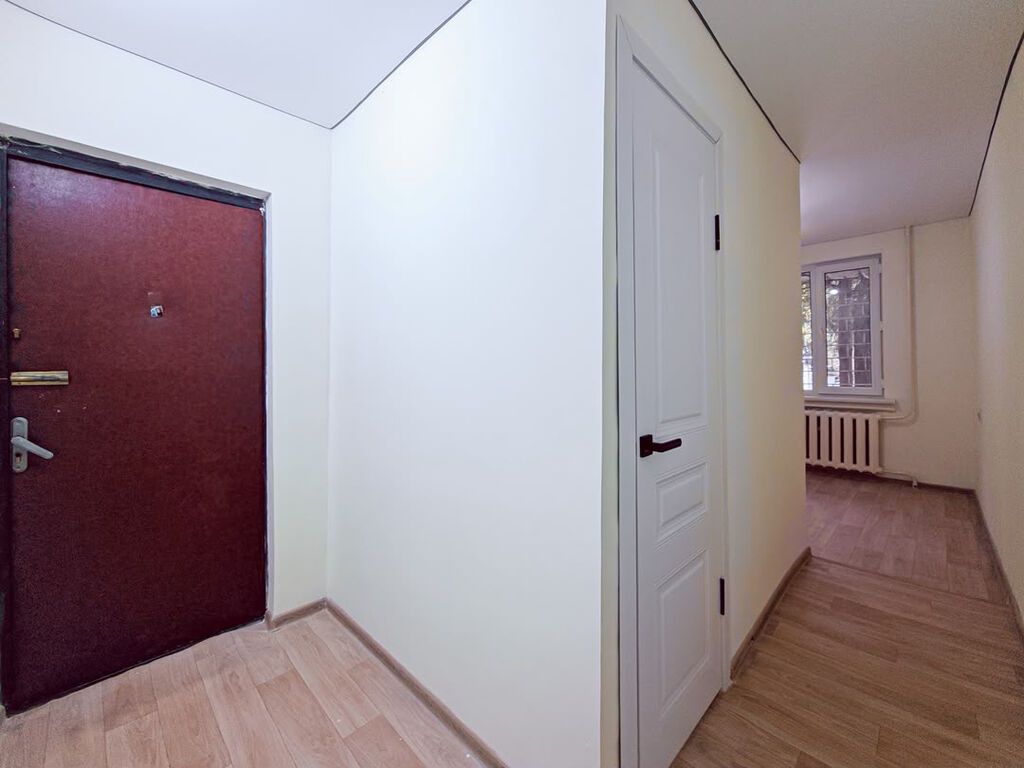 1 комната, 35 м², 8 мкр 104 серия, 1 этаж, Свежий ремонт: фото 5