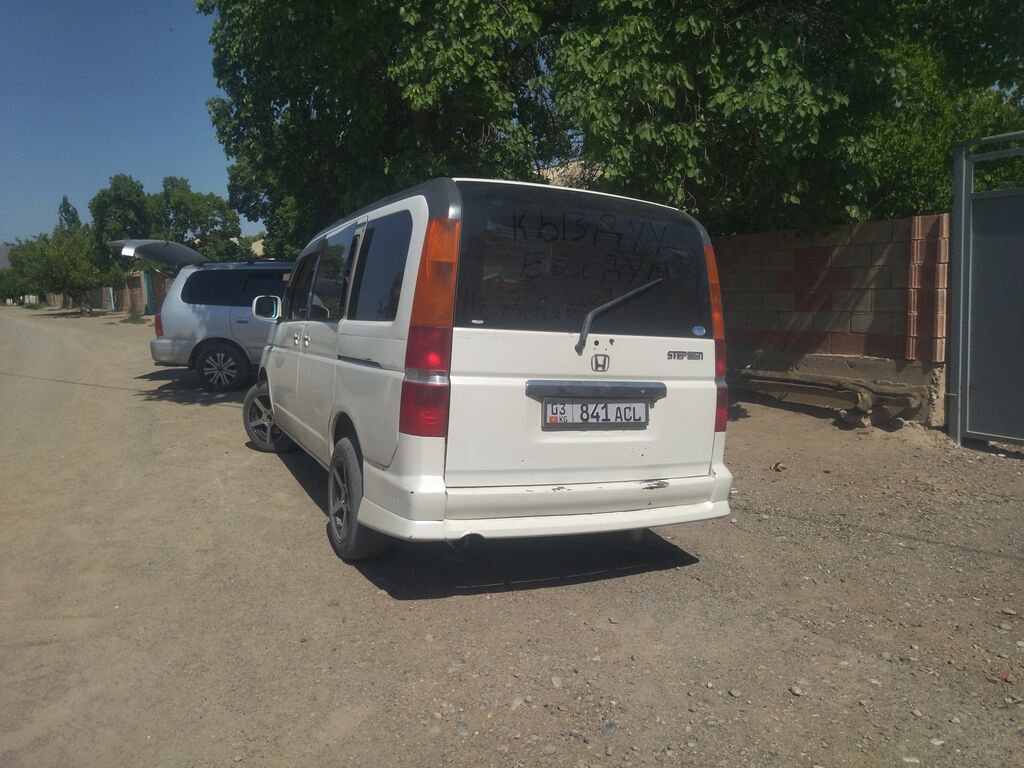 Honda Stepwgn 2002 г., 2 л, АКПП, минивэн: фото 5