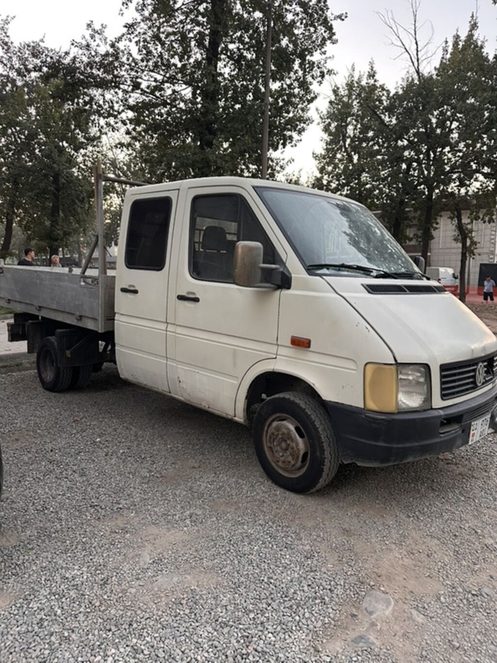 Volkswagen LT TDI — бортовой грузовик с двойной кабиной. Самосвал: фото 3