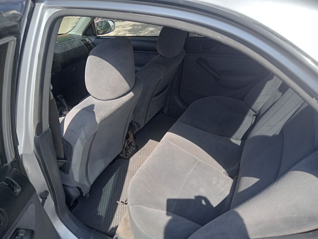 Honda Civic: 2002 г., 1.8 л, Автомат, Бензин, Седан: фото 7