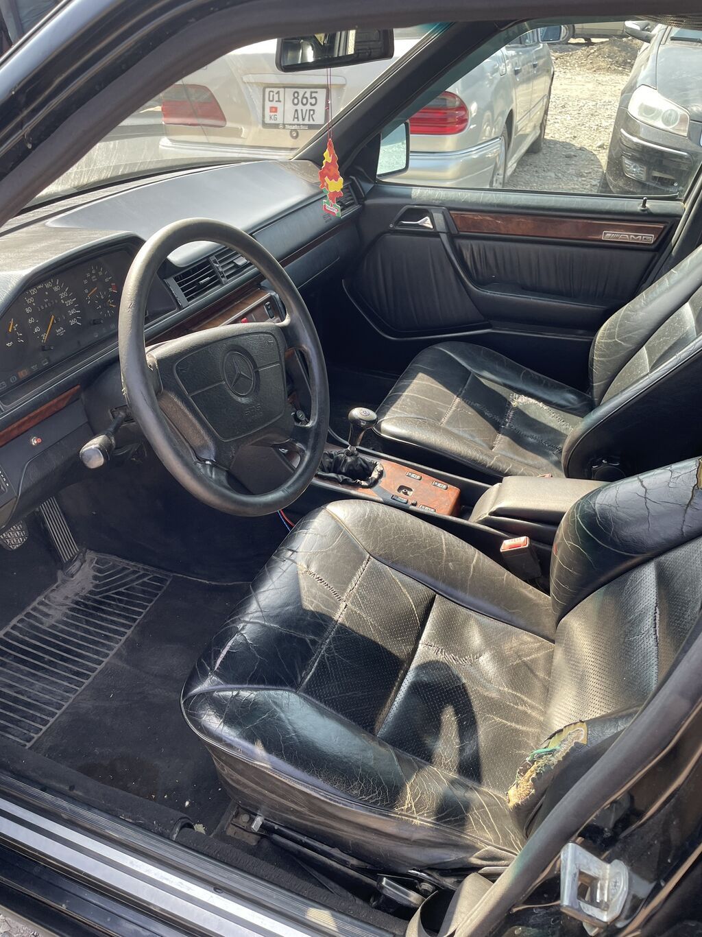 Mercedes-Benz W124: 1993 г., 2.8 л, Механика, Бензин, Седан: фото 7