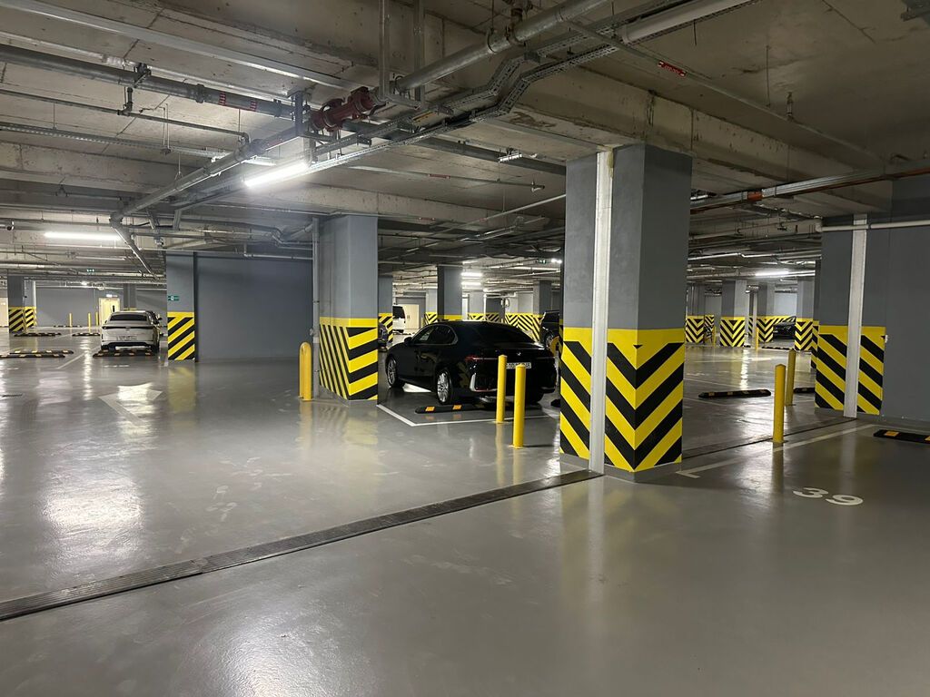 3 otaqlı, Yeni tikili, 145 kv. m