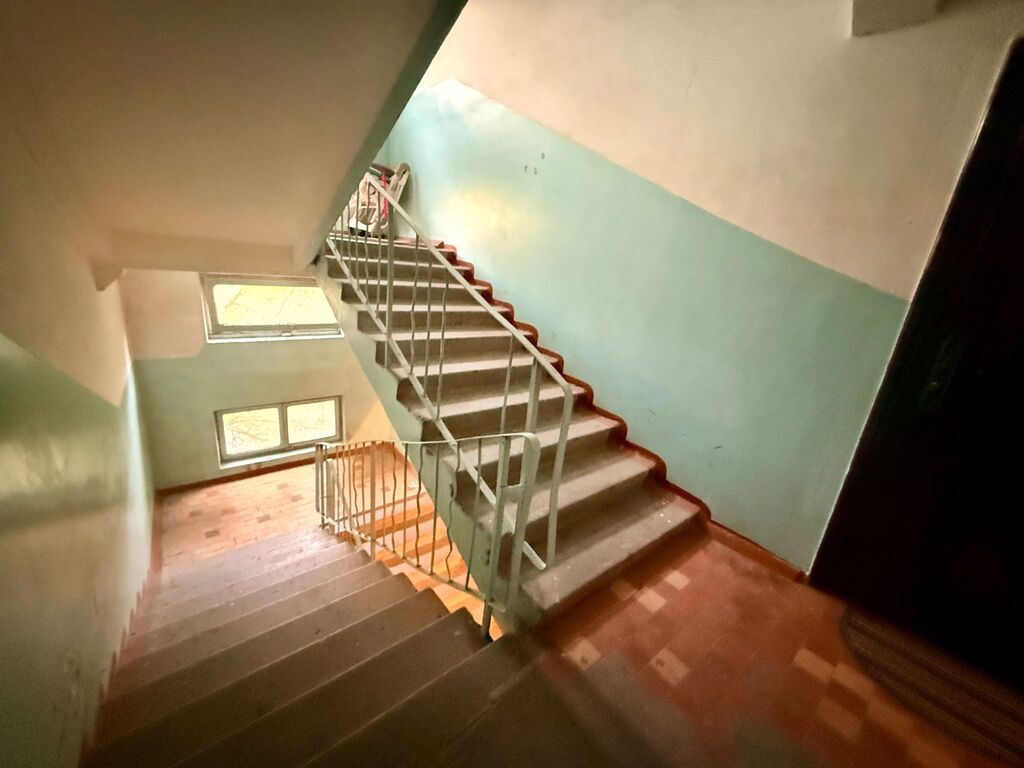 3 комнаты, 64 м², 8 мкр 104 серия, 5 этаж, Косметический ремонт: фото 2