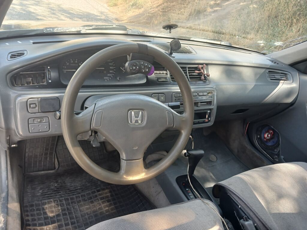 Honda Civic: 1992 г., 1.6 л, Автомат, Бензин, Седан: фото 5