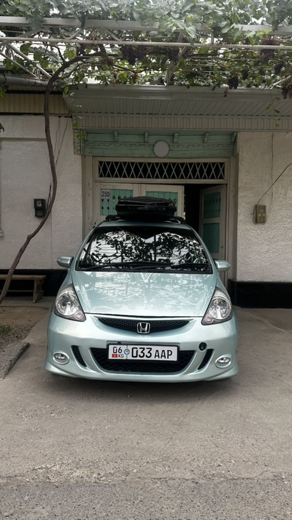 Honda Fit: 2003 г., 1.5 л, Автомат, Бензин, Хэтчбэк: фото 4