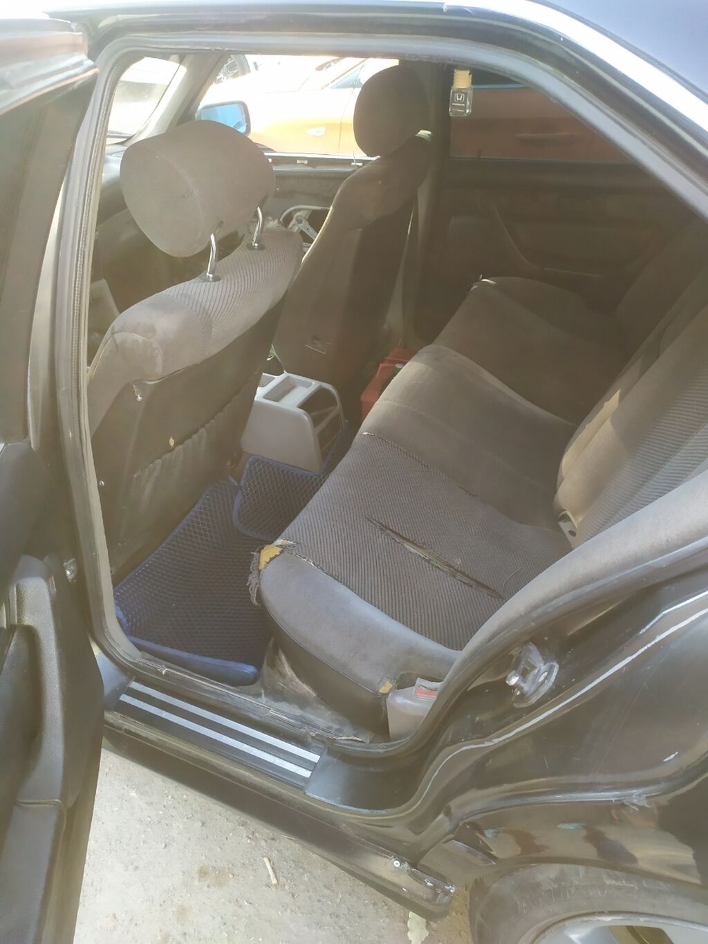 BMW 5 series: 1990 г., 2.5 л, Механика: фото 5
