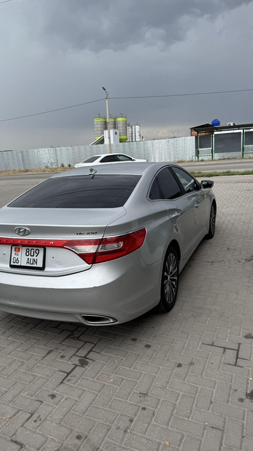 Hyundai Grandeur: 2011 г., 3 л, Автомат, Газ, Седан: фото 5