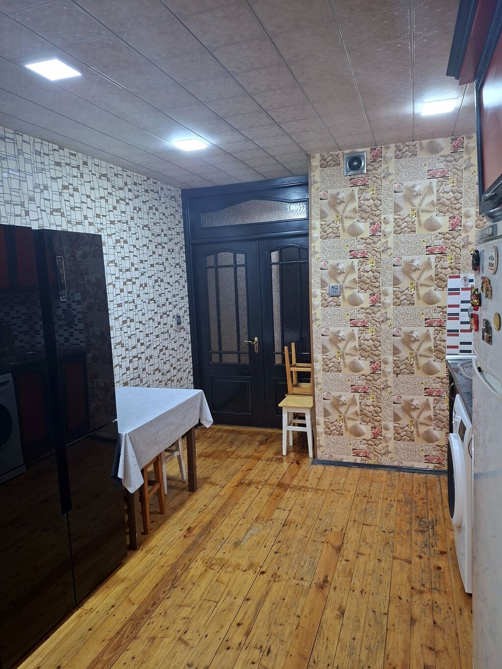 Bakı, Qaraçuxur qəs., 5 otaqlı, Köhnə tikili, 120 kv. m