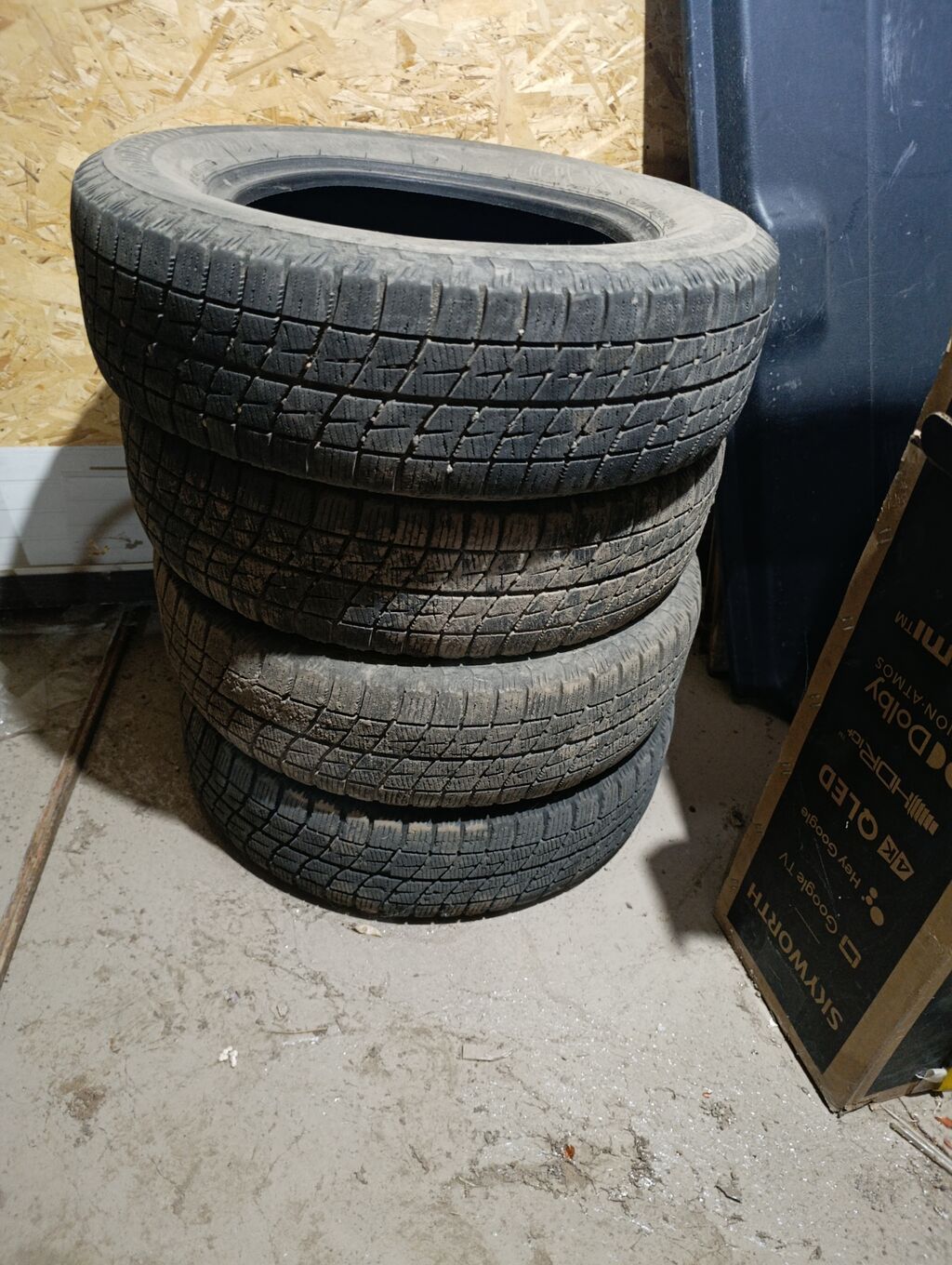 Комплект из 4 зимних шин Bridgestone IcePartner (студлесс, без шипов): фото 1